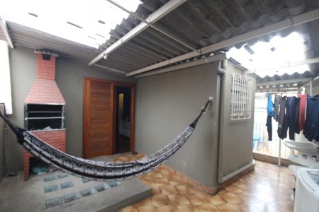 Casa à venda com 86m², 2 quartos e 1 vagaÁrea de Serviço