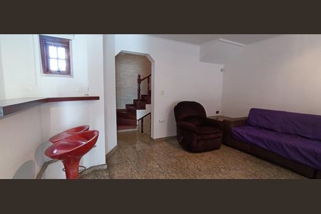 Casa à venda com 220m², 3 quartos e 4 vagas Casa à venda com 220m², 3 quartos e 4 vagasSala