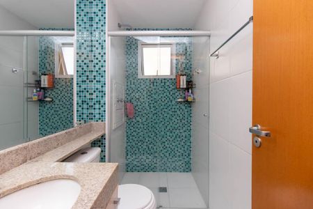 Apartamento à venda com 96m², 3 quartos e 2 vagas Apartamento à venda com 96m², 3 quartos e 2 vagasBanheiro Social