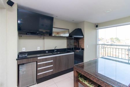 Apartamento à venda com 96m², 3 quartos e 2 vagas Apartamento à venda com 96m², 3 quartos e 2 vagasVaranda gourmet