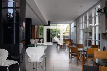 Apartamento à venda com 96m², 3 quartos e 2 vagas Apartamento à venda com 96m², 3 quartos e 2 vagasÁrea comum - Salão de festas