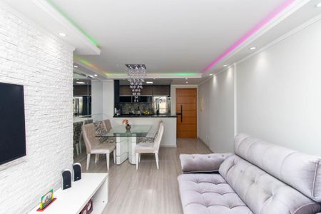 Apartamento à venda com 96m², 3 quartos e 2 vagas Apartamento à venda com 96m², 3 quartos e 2 vagasSala