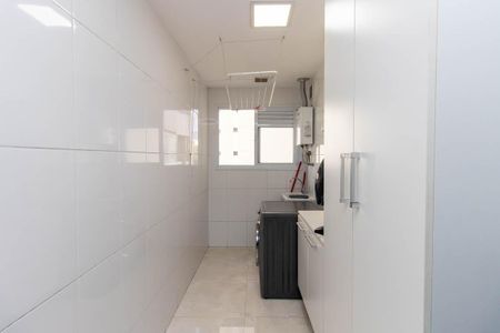 Apartamento à venda com 96m², 3 quartos e 2 vagas Apartamento à venda com 96m², 3 quartos e 2 vagasCozinha e Área de Serviço