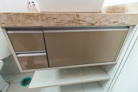 Apartamento à venda com 50m², 2 quartos e 1 vaga Apartamento à venda com 50m², 2 quartos e 1 vagaBanheiro