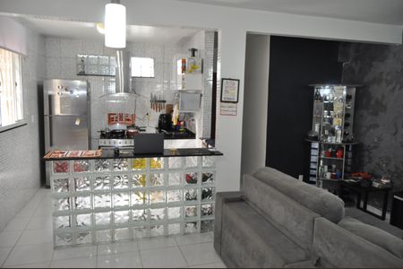 Casa para alugar com 120m², 2 quartos e sem vagaSala/Cozinha