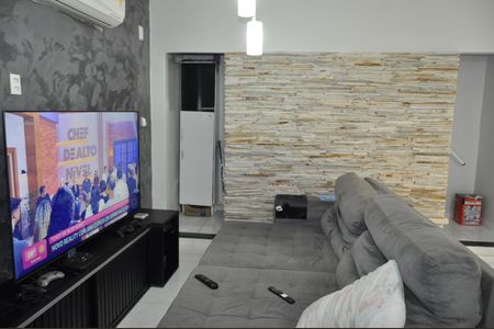 Casa para alugar com 120m², 2 quartos e sem vagaSala/Cozinha