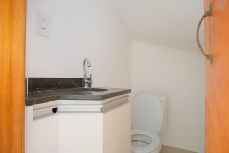 Lavabo de casa de condomínio à venda com 2 quartos, 110m² em Vila Carrão, São Paulo