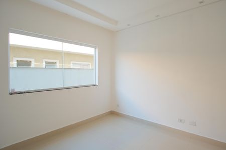 Sala de casa de condomínio à venda com 2 quartos, 110m² em Vila Carrão, São Paulo