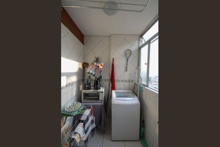 Apartamento à venda com 70m², 2 quartos e 1 vaga Apartamento à venda com 70m², 2 quartos e 1 vagaÁrea de Serviço