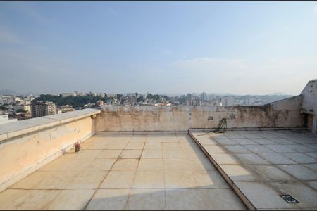 Apartamento à venda com 70m², 2 quartos e 1 vaga Apartamento à venda com 70m², 2 quartos e 1 vagaTerraço