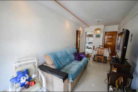 Apartamento à venda com 70m², 2 quartos e 1 vaga Apartamento à venda com 70m², 2 quartos e 1 vagaSala