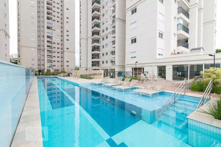 Apartamento para alugar com 68m², 2 quartos e 1 vagaPiscina