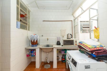 Apartamento à venda com 104m², 3 quartos e 2 vagas Apartamento à venda com 104m², 3 quartos e 2 vagasDetalhe da area de serviço