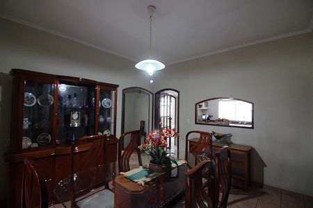 Casa à venda com 372m², 4 quartos e NaN vagasSala de Jantar