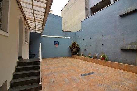 Casa à venda com 372m², 4 quartos e NaN vagasQuintal