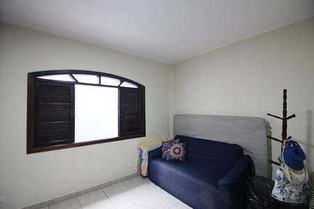 Casa à venda com 372m², 4 quartos e NaN vagasQuarto 2