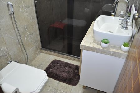 Apartamento à venda com 69m², 2 quartos e 1 vagaBanheiro