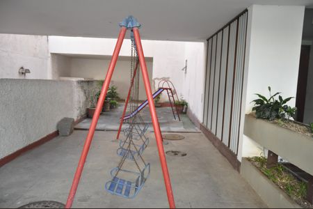 Apartamento à venda com 69m², 2 quartos e 1 vagaÁrea comum