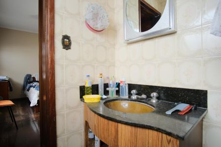 Casa à venda com 320m², 4 quartos e 5 vagasBanheiro da Suíte 3