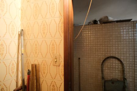 Casa à venda com 320m², 4 quartos e 5 vagasLavabo da Garagem