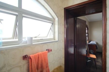 Casa à venda com 320m², 4 quartos e 5 vagasBanheiro da Suíte 3