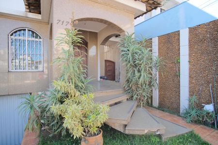 Casa à venda com 320m², 4 quartos e 5 vagasFrente da Casa