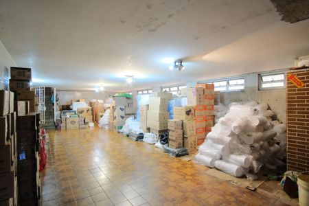 Casa à venda com 320m², 4 quartos e 5 vagasGaragem