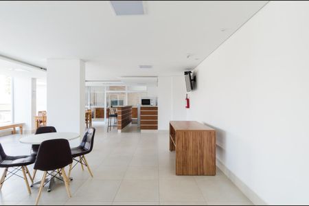 Apartamento à venda com 77m², 2 quartos e 2 vagasÁrea comum - Salão de festas