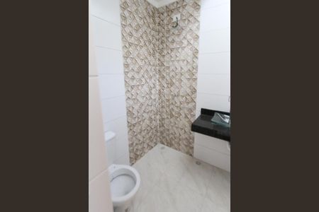 Casa à venda com 95m², 3 quartos e 3 vagas Casa à venda com 95m², 3 quartos e 3 vagasBanheiro