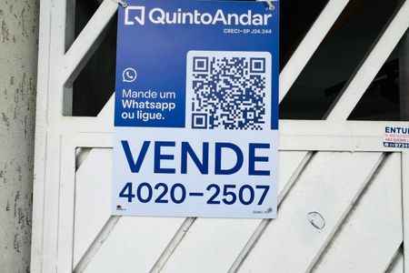 Casa à venda com 100m², 3 quartos e 2 vagas Casa à venda com 100m², 3 quartos e 2 vagasPlaca