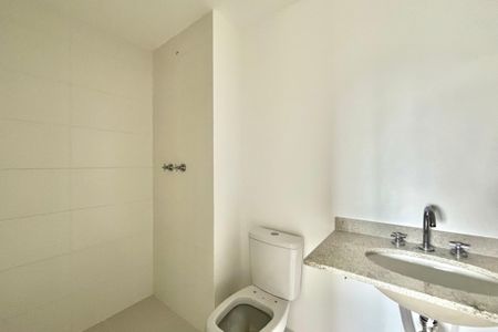 Apartamento à venda com 29m², 1 quarto e sem vagaBanheiro da Suíte