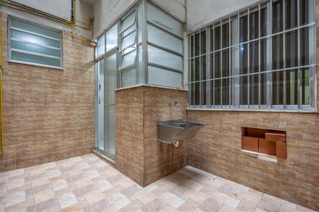 Apartamento à venda com 110m², 3 quartos e sem vaga Apartamento à venda com 110m², 3 quartos e sem vagaÁrea de Serviço