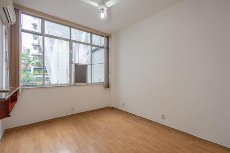 Apartamento à venda com 110m², 3 quartos e sem vaga Apartamento à venda com 110m², 3 quartos e sem vagaQuarto 2
