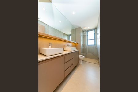 Apartamento à venda com 43m², 1 quarto e 1 vaga Apartamento à venda com 43m², 1 quarto e 1 vagaBanheiro da Suíte