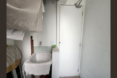 Apartamento à venda com 70m², 2 quartos e sem vaga Apartamento à venda com 70m², 2 quartos e sem vagaÁrea de Serviço