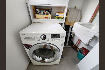 Apartamento à venda com 70m², 2 quartos e sem vaga Apartamento à venda com 70m², 2 quartos e sem vagaÁrea de Serviço
