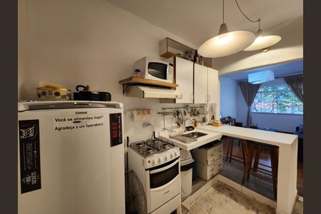 Apartamento à venda com 70m², 2 quartos e sem vaga Apartamento à venda com 70m², 2 quartos e sem vagaCozinha