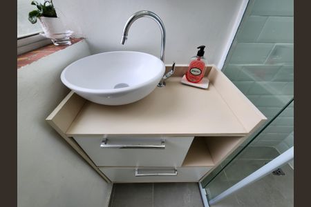 Apartamento à venda com 70m², 2 quartos e sem vaga Apartamento à venda com 70m², 2 quartos e sem vagaBanheiro 2