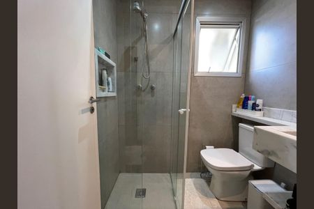 Apartamento à venda com 76m², 3 quartos e 2 vagasBanheiro da Suíte