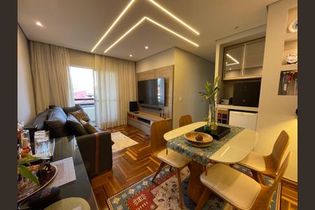 Apartamento à venda com 76m², 3 quartos e 2 vagasSala