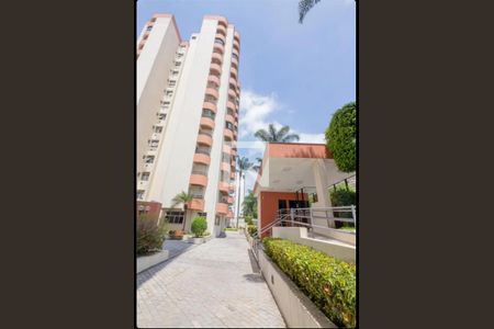 Apartamento à venda com 76m², 3 quartos e 2 vagasFachada e portaria