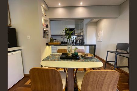 Apartamento à venda com 76m², 3 quartos e 2 vagasSala