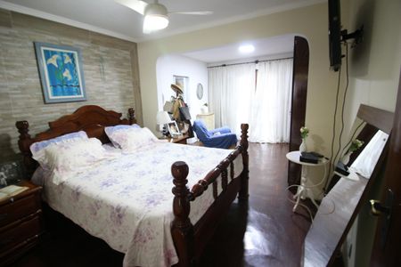 Casa à venda com 125m², 3 quartos e 2 vagasSuíte 1