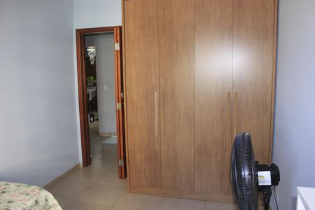 Apartamento à venda com 86m², 2 quartos e 1 vagaQuarto 