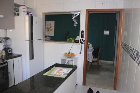 Apartamento à venda com 86m², 2 quartos e 1 vagaCozinha