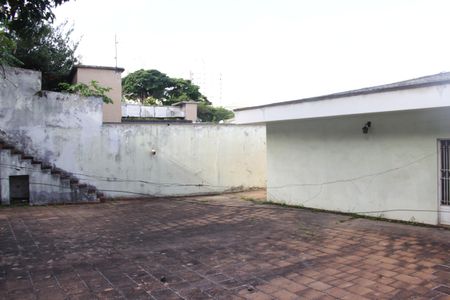 Casa à venda com 348m², 3 quartos e 2 vagasÁrea externa