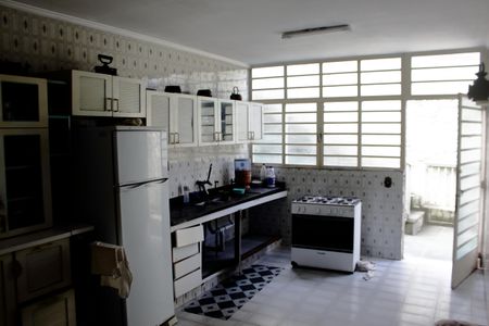 Casa à venda com 348m², 3 quartos e 2 vagasCozinha