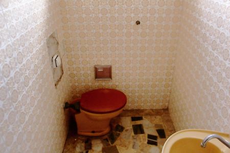 Casa à venda com 348m², 3 quartos e 2 vagasLavabo