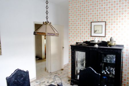 Casa à venda com 348m², 3 quartos e 2 vagasSala