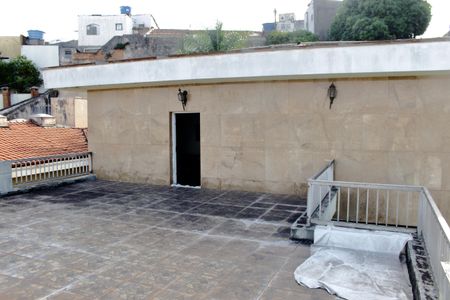 Casa à venda com 348m², 3 quartos e 2 vagasVaranda da Suíte 2